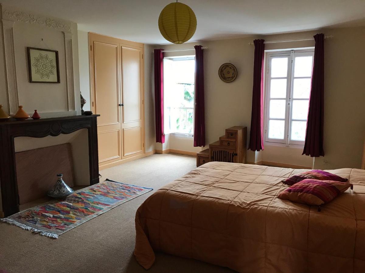Bed and Breakfast Le Cazalet Saint-Sever  Экстерьер фото